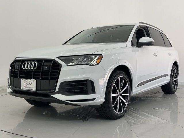 2023 Audi Q7 Premium Plus