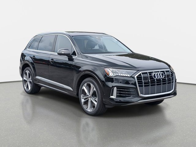2023 Audi Q7 Premium Plus