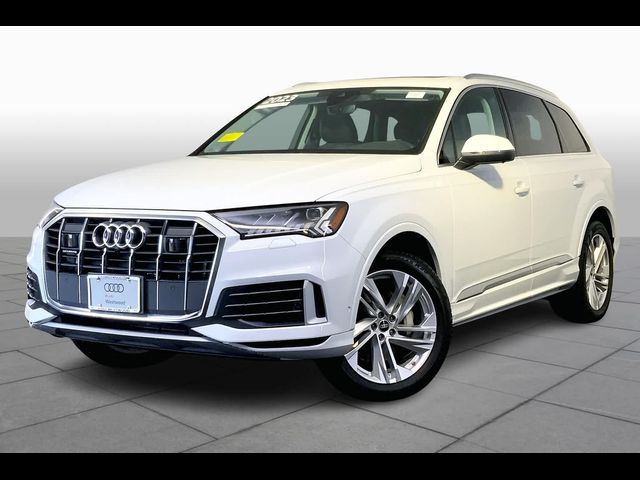 2023 Audi Q7 Premium Plus