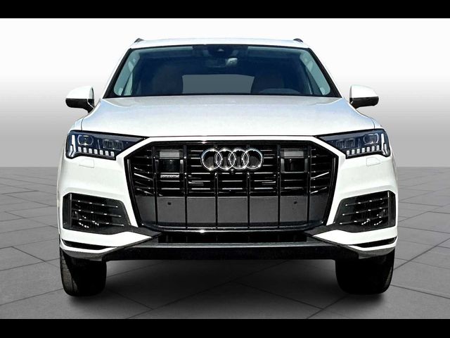 2023 Audi Q7 Premium Plus