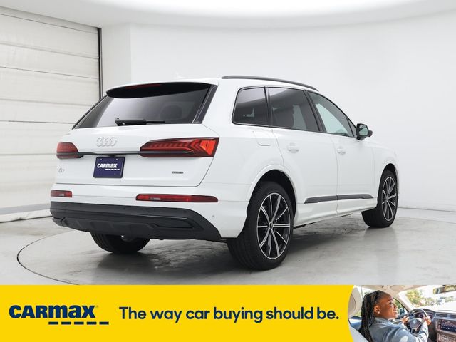 2023 Audi Q7 Premium Plus