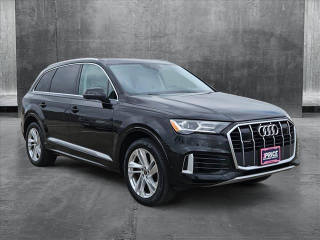2023 Audi Q7 Premium Plus