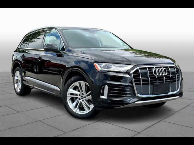 2023 Audi Q7 Premium Plus