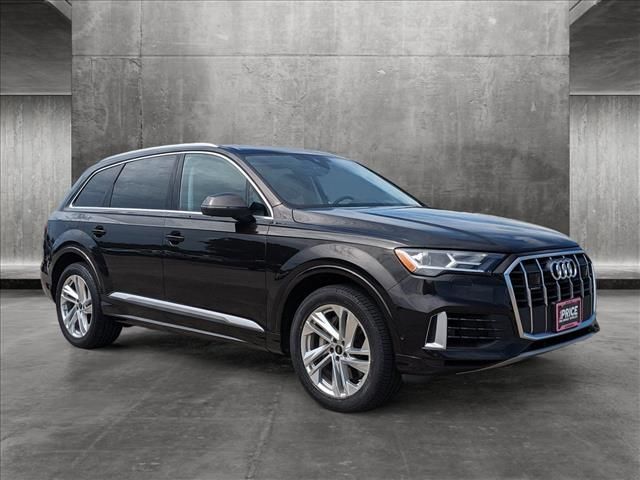 2023 Audi Q7 Premium Plus