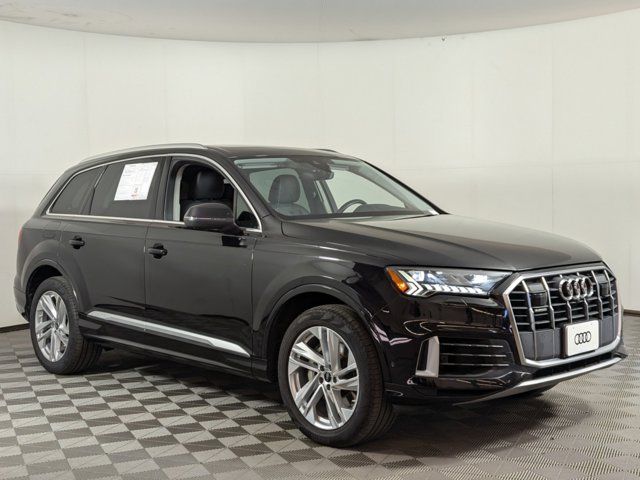 2023 Audi Q7 Premium Plus