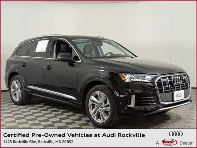 2023 Audi Q7 Premium Plus