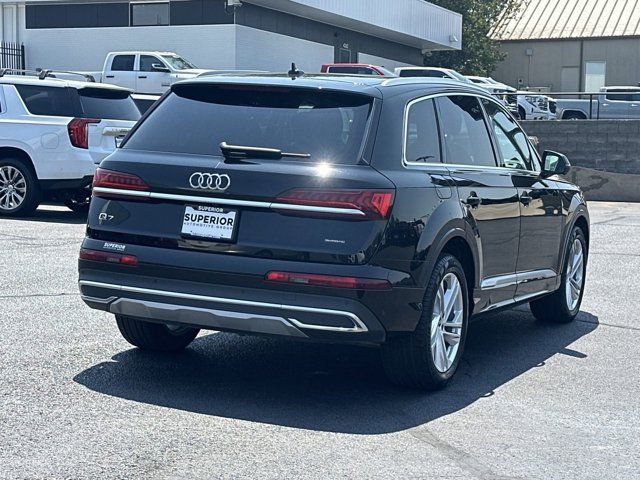 2023 Audi Q7 Premium Plus