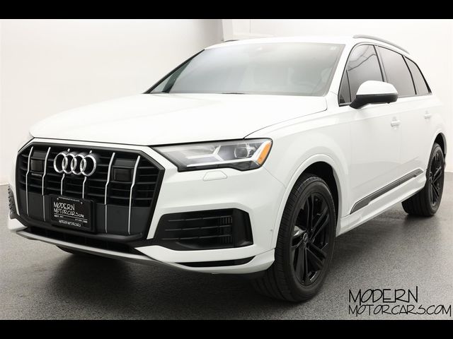 2023 Audi Q7 Premium Plus