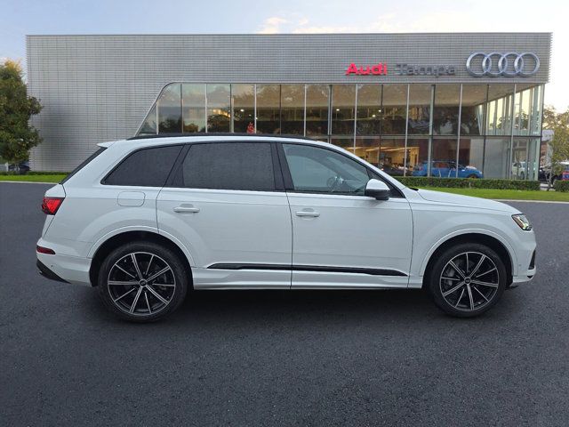 2023 Audi Q7 Premium Plus