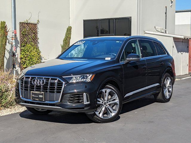 2023 Audi Q7 Premium Plus