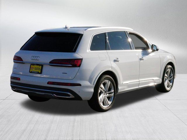 2023 Audi Q7 Premium Plus