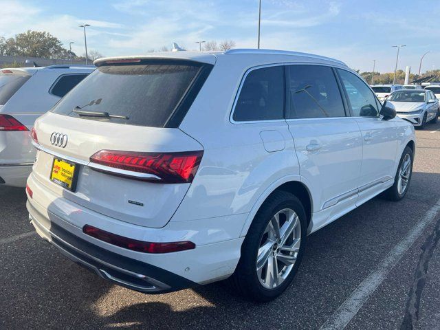 2023 Audi Q7 Premium Plus