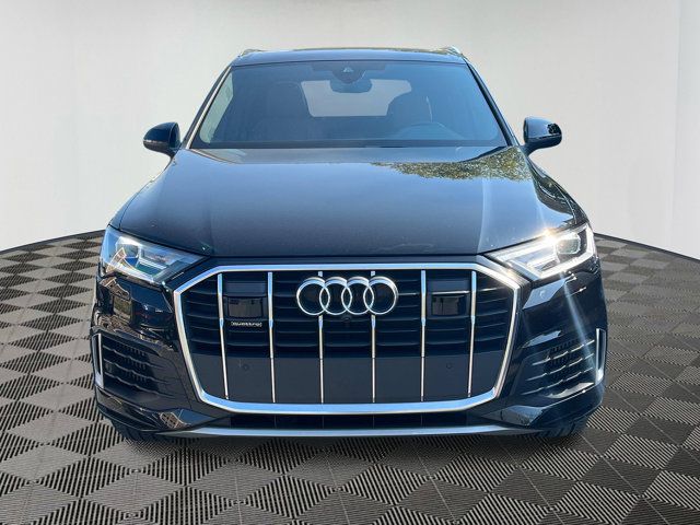 2023 Audi Q7 Premium Plus