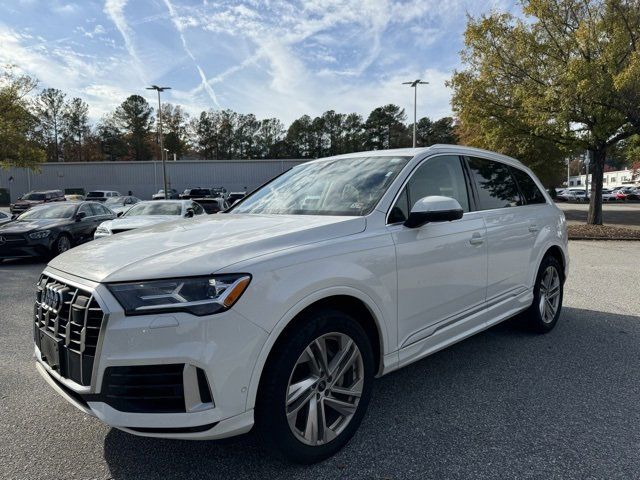 2023 Audi Q7 Premium Plus