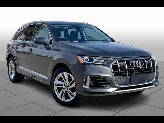 2023 Audi Q7 Premium Plus