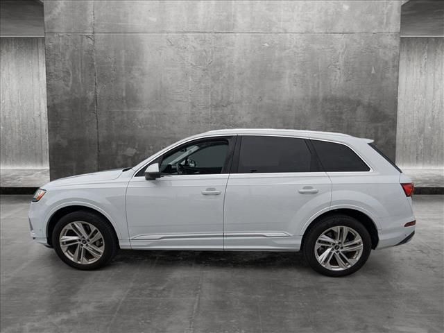 2023 Audi Q7 Premium Plus