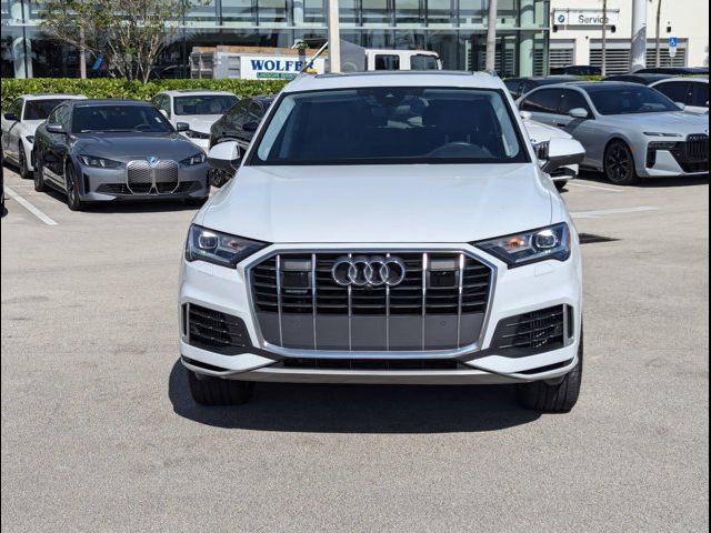 2023 Audi Q7 Premium Plus