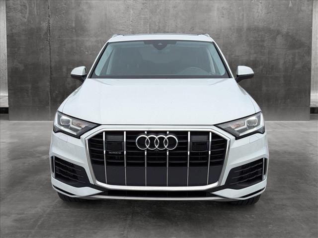 2023 Audi Q7 Premium Plus