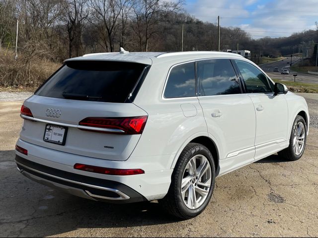 2023 Audi Q7 Premium Plus