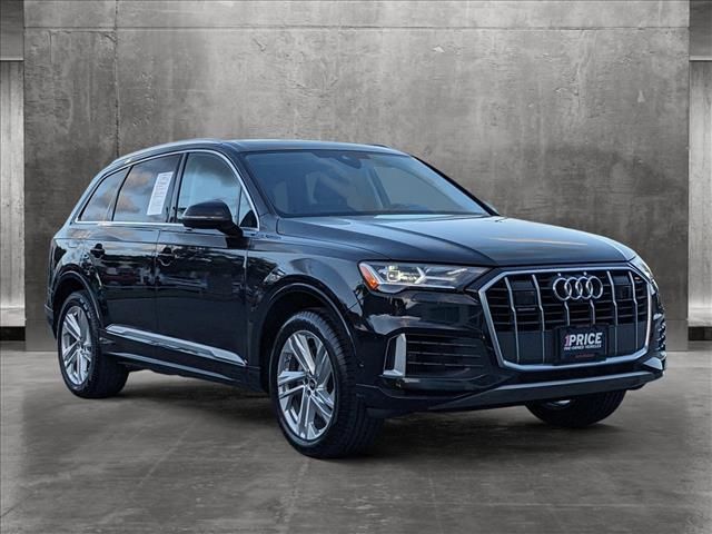 2023 Audi Q7 Premium Plus