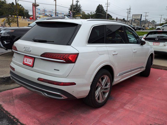 2023 Audi Q7 Premium Plus