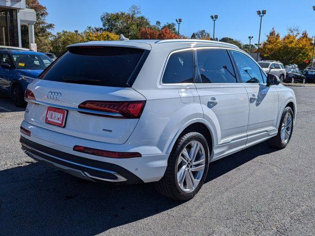 2023 Audi Q7 Premium Plus