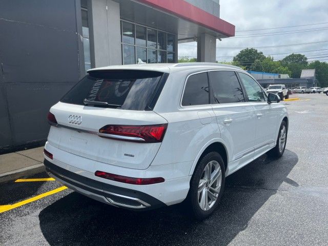 2023 Audi Q7 Premium Plus