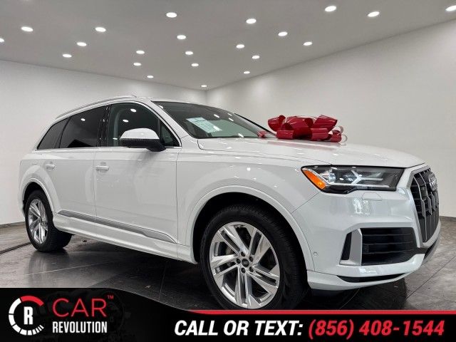 2023 Audi Q7 Premium Plus