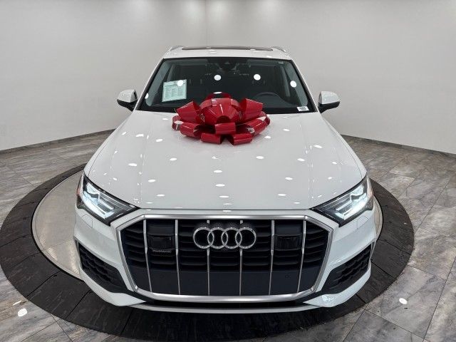 2023 Audi Q7 Premium Plus
