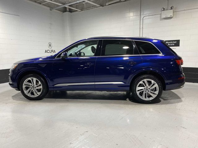 2023 Audi Q7 Premium Plus