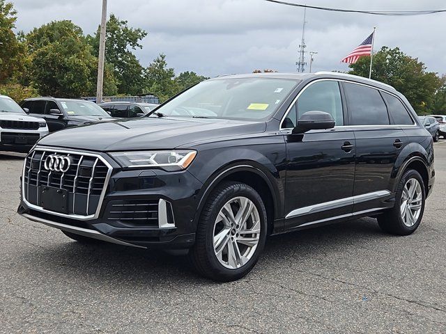 2023 Audi Q7 Premium Plus