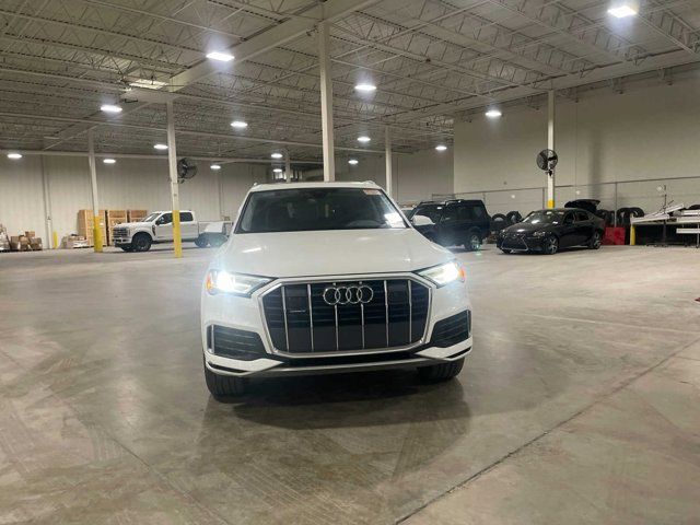 2023 Audi Q7 Premium Plus