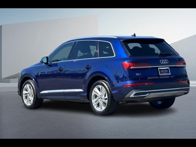 2023 Audi Q7 Premium Plus