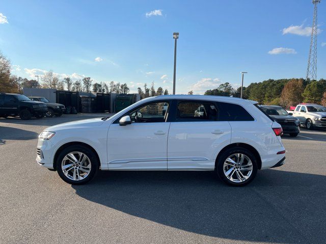 2023 Audi Q7 Premium Plus