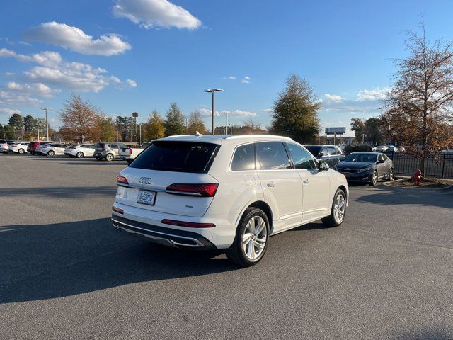 2023 Audi Q7 Premium Plus