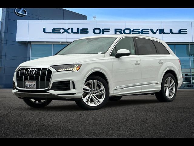 2023 Audi Q7 Premium Plus