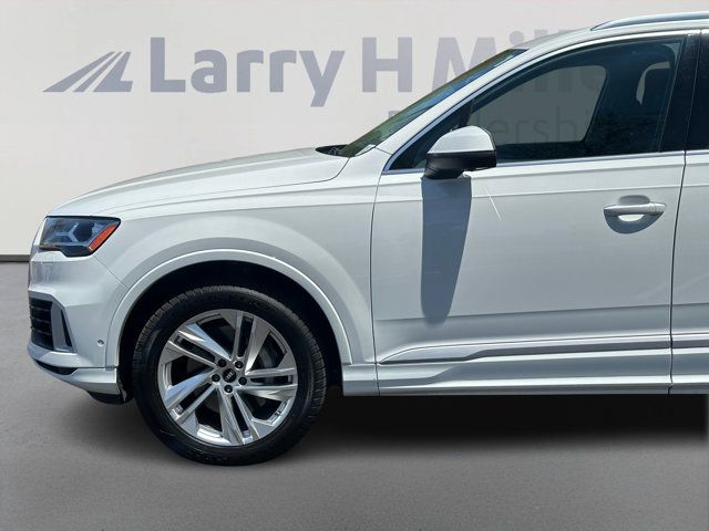 2023 Audi Q7 Premium Plus