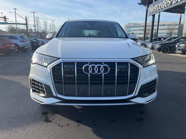 2023 Audi Q7 Premium Plus