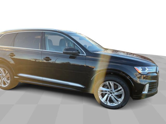 2023 Audi Q7 Premium Plus