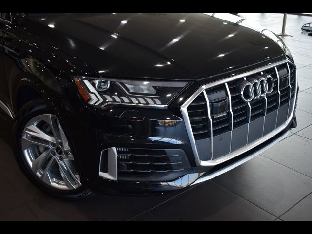 2023 Audi Q7 Premium Plus