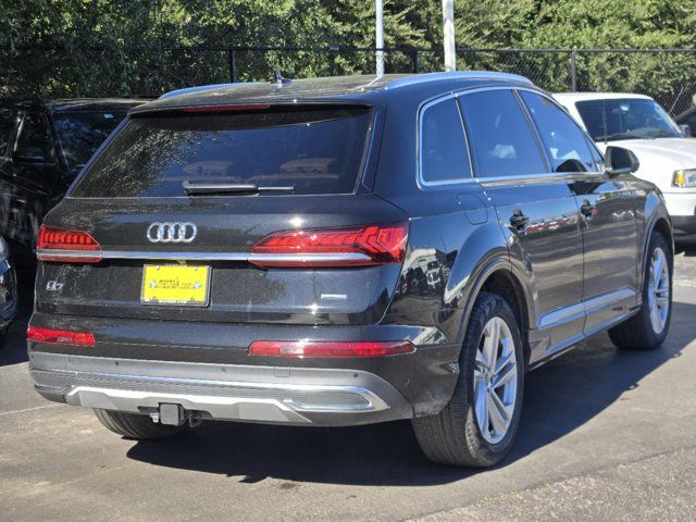 2023 Audi Q7 Premium Plus