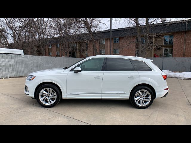 2023 Audi Q7 Premium Plus