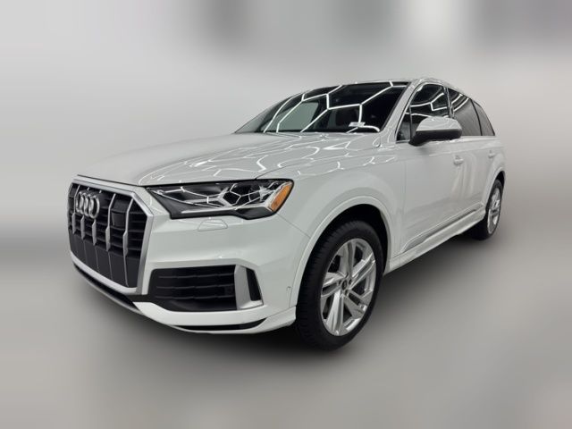 2023 Audi Q7 Premium Plus