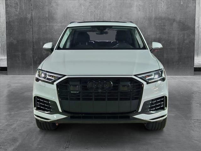 2023 Audi Q7 Premium Plus