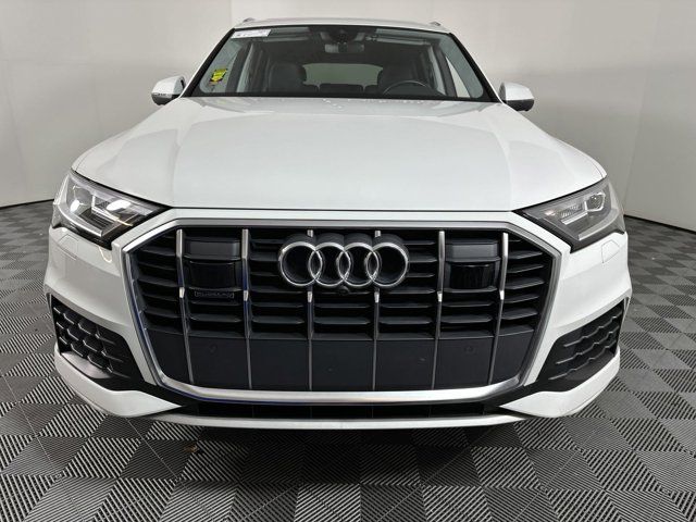 2023 Audi Q7 Premium Plus