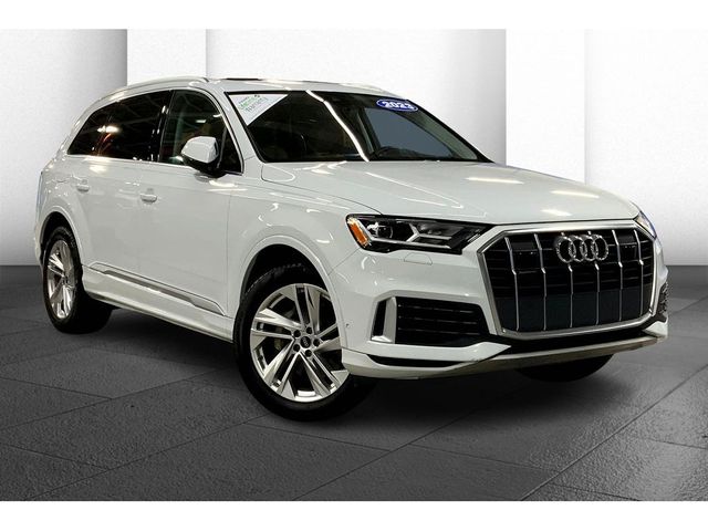 2023 Audi Q7 Premium Plus