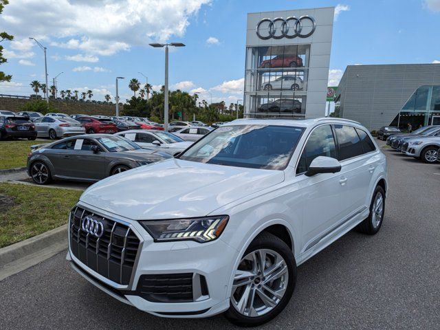 2023 Audi Q7 Premium Plus