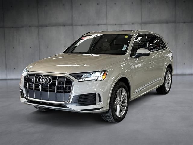 2023 Audi Q7 Premium Plus