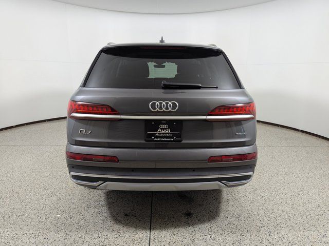 2023 Audi Q7 Premium Plus