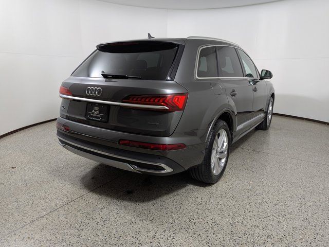 2023 Audi Q7 Premium Plus